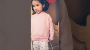 Свитер спицами на 6 лет ,регланом сверху