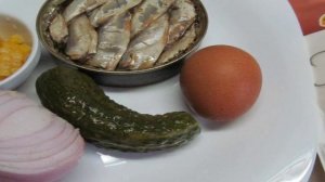 Салат со шпротами