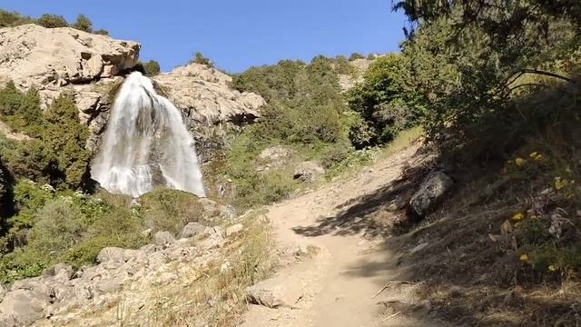 Suvtushar sharsharasi  Сувтушар шаршараси