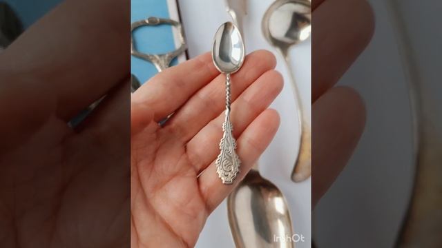 Столовые приборы винтаж Англия. Ложка/соусник/вилка смотреть онлайн