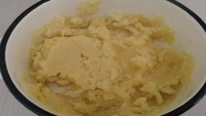 Пирожки дрожжевые с картошкой и печенью