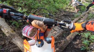 долбим жесткий ручей на мотоциклах