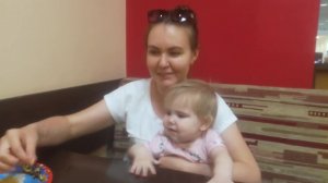 VLOG:Обед в KFC//отдыхаем в парке//перекус в кафе-кушаем блинчики