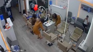 Он Пожалел Что Сделал Это! Случаи Снятые на Камеры Наблюдения!