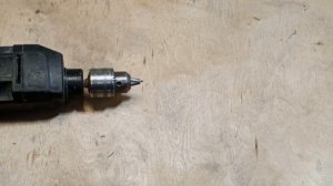 Как просверлить стекло без сверла