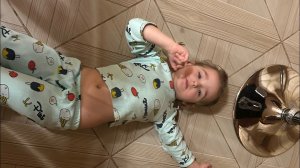 Тянется к детям на площадке . Пришли результаты биопсии .
