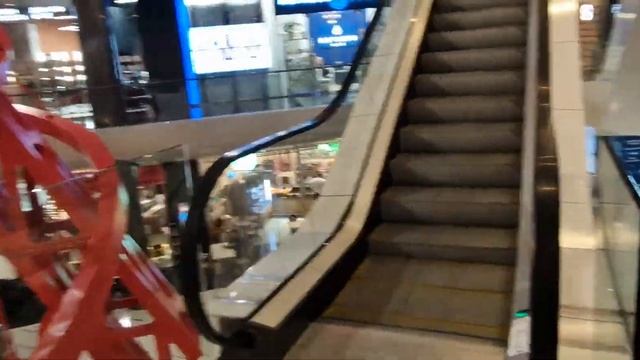 Москва Сити внутри.