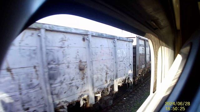 Поезд 558С/557С Имеретинский курорт (Олимпийский парк) — Москва прибытие на станцию Елец 28.06.2024