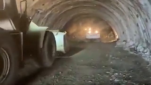 Муровдагский тоннель (11,6-км) на трассе Тоганалы-Кельбаджар-Истису ( 80,7 км)