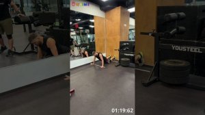 Буракевич Иван , член клуба тф Курск , 40 раз