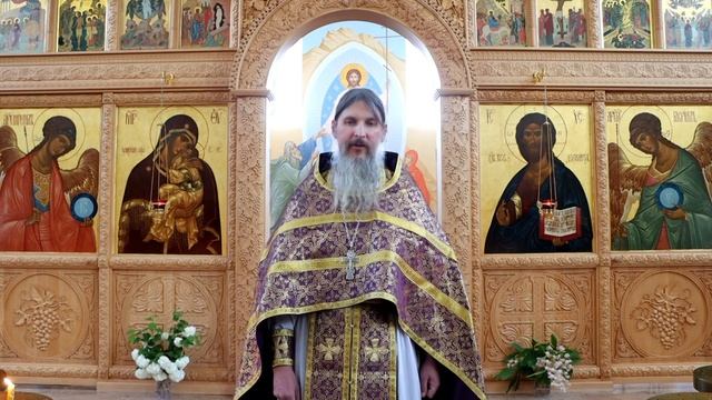 Крест - это признание нам в любви. Вечерня с выносом плащаницы.