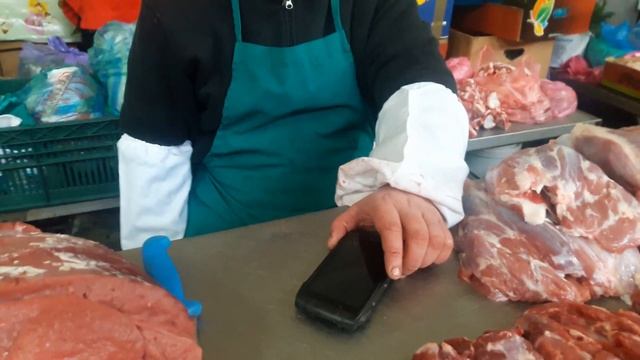 Яловичина у Вінниці б’є цінові рекорди - 140-150 гривень/кг, ребра - 75, язики - 200! "Урожай"