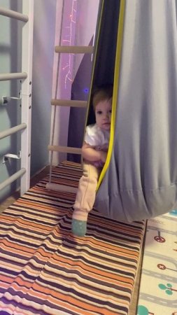 Василиса катается