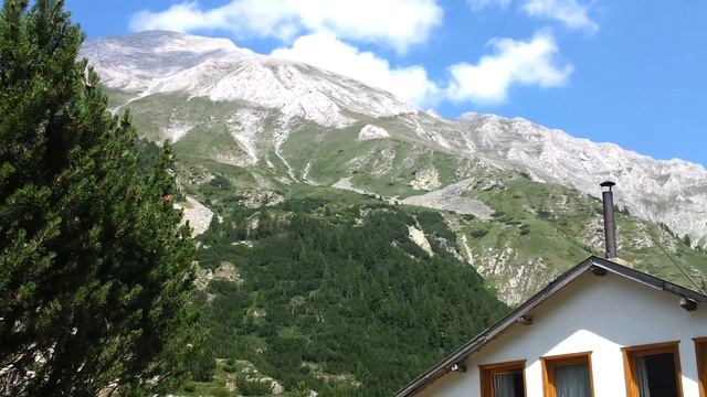 Поглед от хижа Вихрен Юли 2012 смотреть онлайн