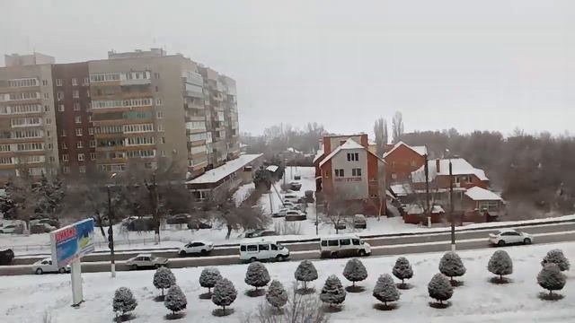 Ура мокрый снежок идёт VLOG смотреть онлайн