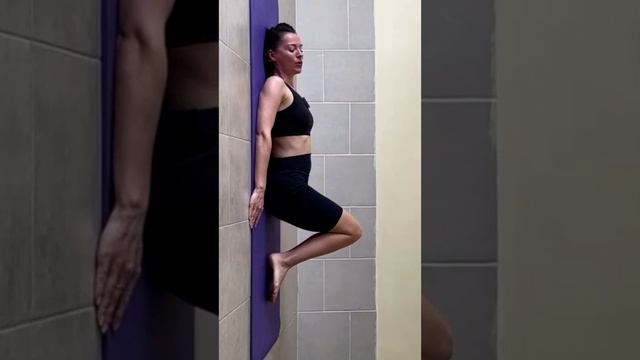 Упражнение от боли в спине, пояснице, крестце. Пилатес. Side to side. Pilates. Spine health смотреть онлайн