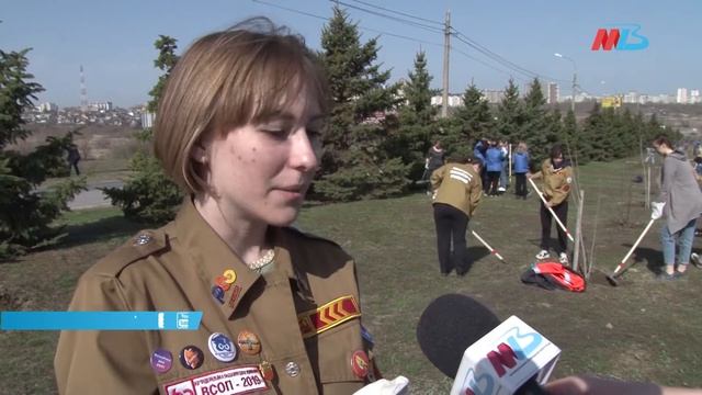 В Волгограде железнодорожники вышли на субботник на Мамаевом кургане смотреть онлайн