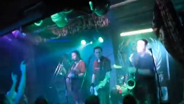 Distemper, Красноярск 25 марта 2012 г. На Бис ч.1 смотреть онлайн