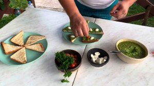 💥Классная закуска на праздничный стол. Бутерброды 🥪 с соусом песто