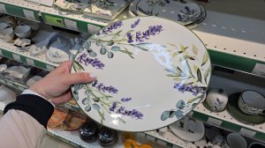 Вот где море посуды из Белоруссии, Турции, России и Китая. Дулёвский фарфор.Столовые сервизы и др.