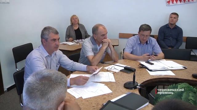 Понад 15 років ресторан у Чернівцях за документами працює, як торгова точка смотреть онлайн