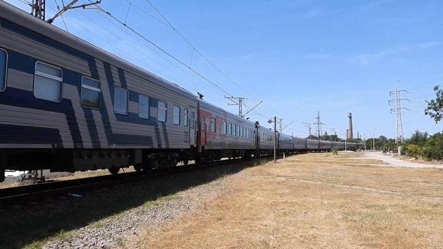 ВЛ10-1446 В ОКРАСЕ "РЖД" С ПОЕЗДОМ СПБ-ЕВПАТОРИЯ НА ПЕРЕГОНЕ ЕВПАТОРИЯ-ТОВАРНАЯ - ЕВПАТОРИЯ-КУРОРТ! смотреть онлайн