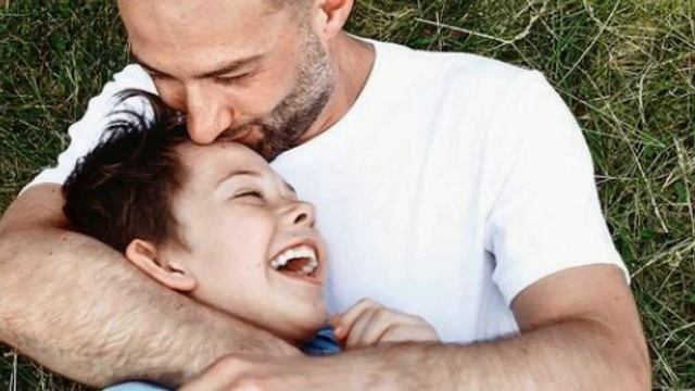 Дмитрий Шепелев нажился на Жанне Фриске смотреть онлайн