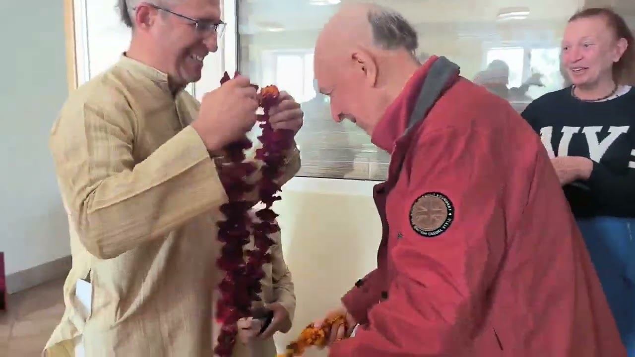 06.10.2023 - Приезд ЕС БВВ Нарасимхи Махараджа  во Владивосток, храм Новый Джаганнатха Пури