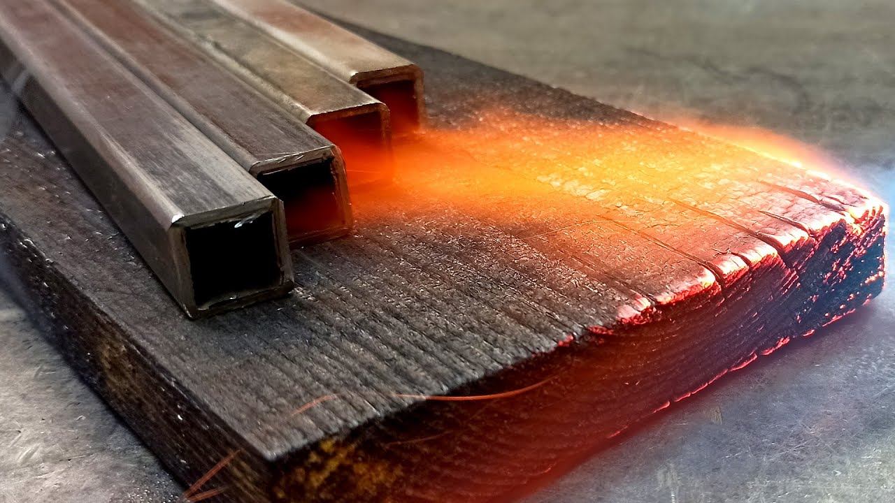 МАНГАЛ из профильной трубы 20х20! Сделан ДЕШЕВО - Продан ВЫГОДНО! смотреть онлайн