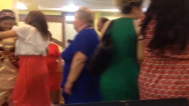 Муxаметжан Сайлауулы тойда смотреть онлайн