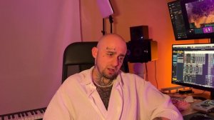 Музыкальный продюсер который продавал интернет и Кабельное тв