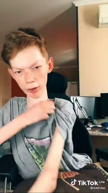 Настоящая эстетика 😄😄 #Писюн #Писька #Эстетика #ДанилСтепанов #БравлСтарс #RealLife смотреть онлайн