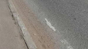 23.04.2025.Д.Ляхово. Домодедово. Обзор. Люк решётку установили на трассе Каширского шоссе.
