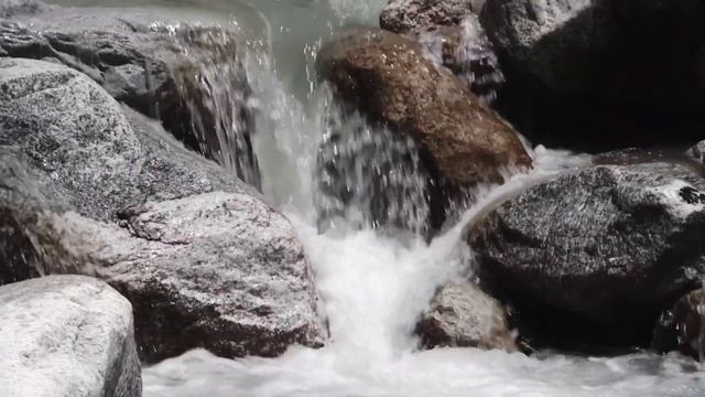 Эверест-24. Переход из Периче в деревню Лобуче смотреть онлайн