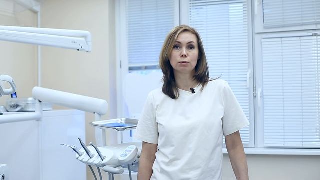 Вопросы ортодонту: почему щелкает челюсть, что такое бруксизм и зачем ортодонту винты?