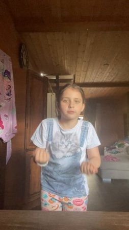 Доча Валя посвятила танец