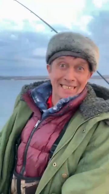 Поймали Сазана смотреть онлайн