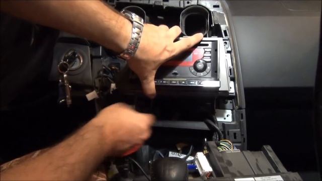 снятие магнитолы на Санг енге.SsangYong Action смотреть онлайн