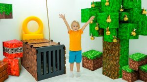 Влад и Ники - Гигантский лабиринт челлендж для детей!