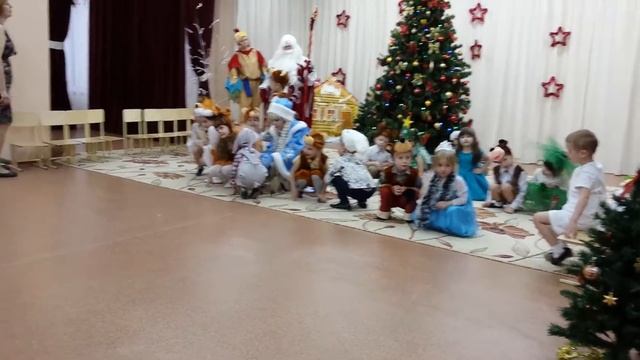 Детский сад Брусничка Новый год 2016-2017 part.2 смотреть онлайн