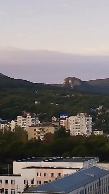 в Железноводске ☘️🎨 #кмв #love #world #larakapralova #visual #железноводск #горы #бештау смотреть онлайн