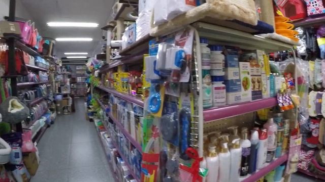 Китай,Суйфэньхе.Шопинг_"ZOO" у Максима,"Ваш стиль"у Любы."26 июля 2024 года. смотреть онлайн