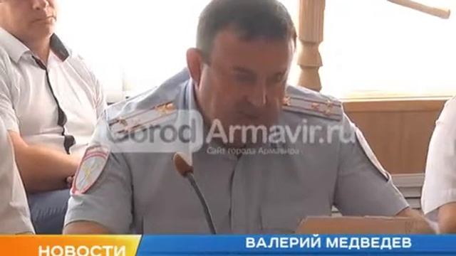 В мэрии армавирцам помогли составить 13 исков в суд