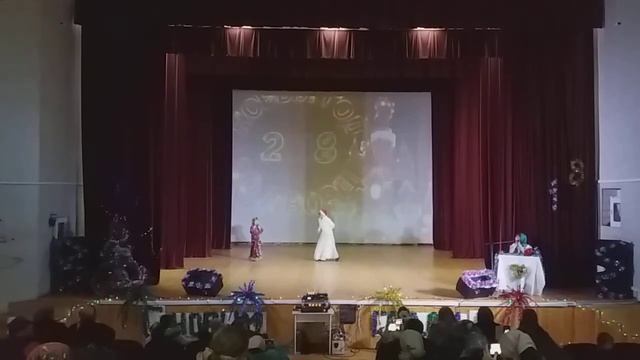 НОВЫЙ ГОД ВО ВДВОРЦЕ 2018 смотреть онлайн