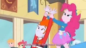 Девушки из Эквестрии "Песня в столовой"