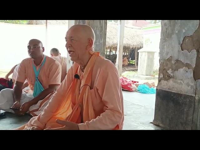 BVV Narasimha Maharaj - Kartika parikrama, Day 1 - Chaitanya Charitamrita Glories - 13.10.2022