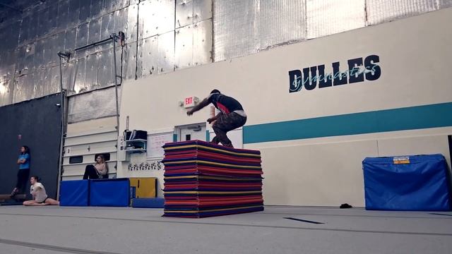 GORILLA PANTHER UNLEASHED Ep1 | THIS IS GETTING SERIOUS ,WALL FLIP , STALLED BACK FLIP, DOUBLE KONG смотреть онлайн