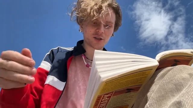 «Я никогда не». Проект Антона Вараксина для перформанса «Я здесь». Серия 8