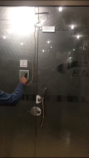 electric glass door lock смотреть онлайн