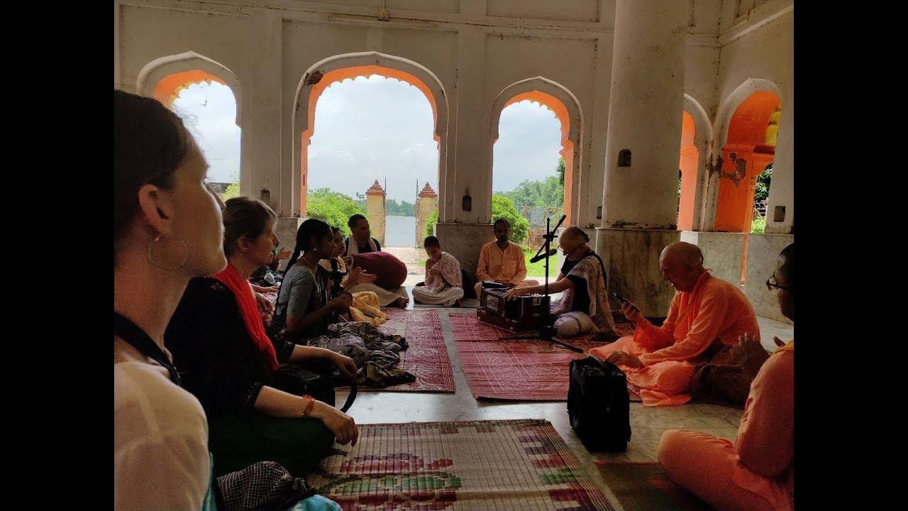 BVV Nrisimha Maharaj - Kirtan after class&Departure - Kulina Gram, Madan-Gopal Temple - 18.06.2022